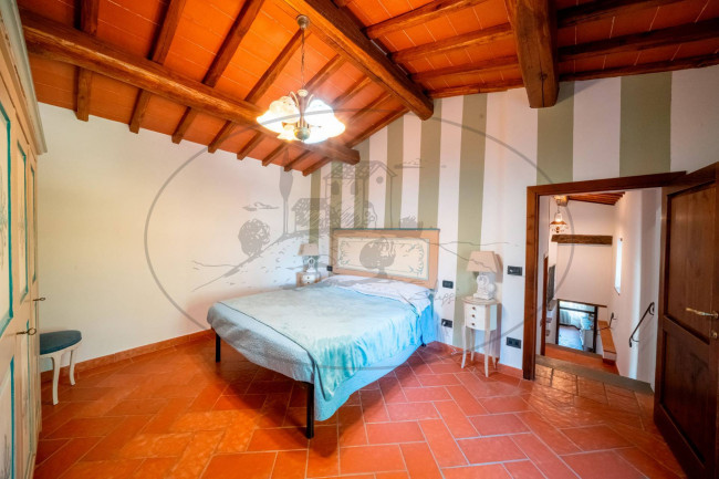 Cascina/Casale/Masseria in vendita a Reggello