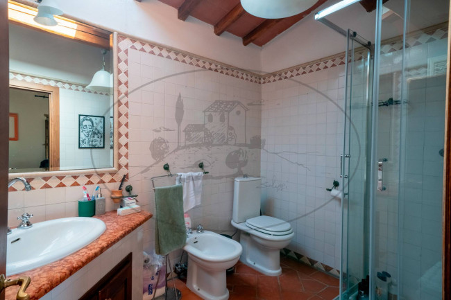 Cascina/Casale/Masseria in vendita a Reggello