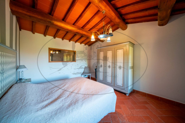 Cascina/Casale/Masseria in vendita a Reggello