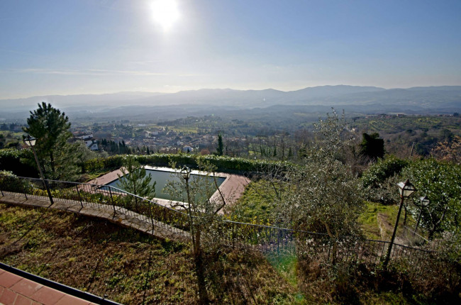 Cascina/Casale/Masseria in vendita a Reggello
