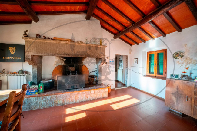 Cascina/Casale/Masseria in vendita a Reggello