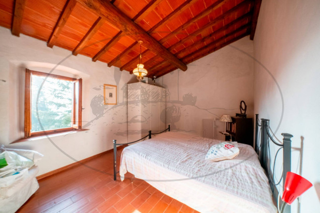Cascina/Casale/Masseria in vendita a Reggello