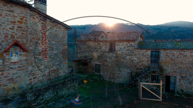 Cascina/Casale/Masseria in vendita a Greve in Chianti