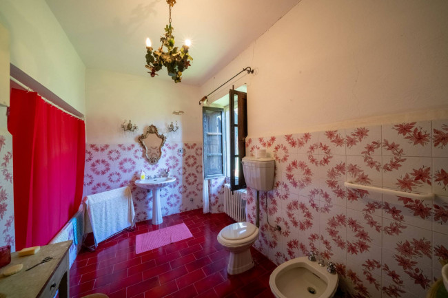 Cascina/Casale/Masseria in vendita a Rufina