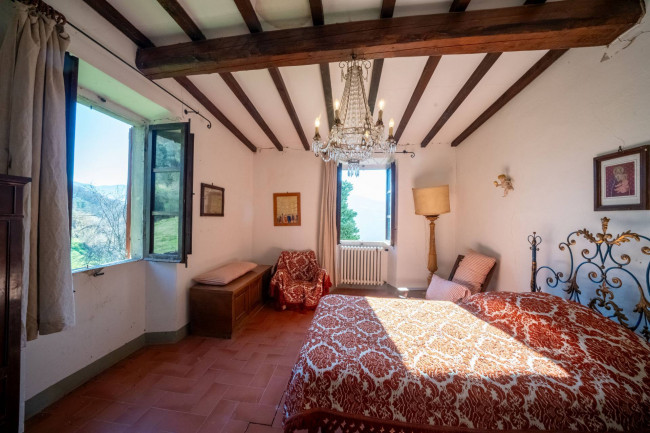 Cascina/Casale/Masseria in vendita a Rufina