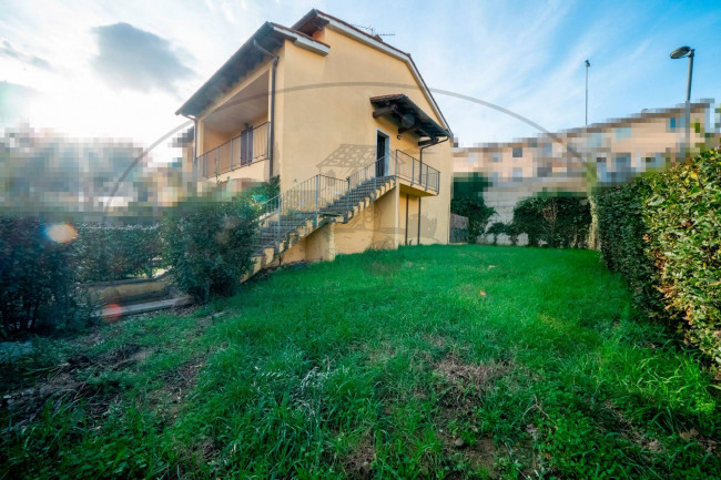 Appartamento in vendita a Reggello