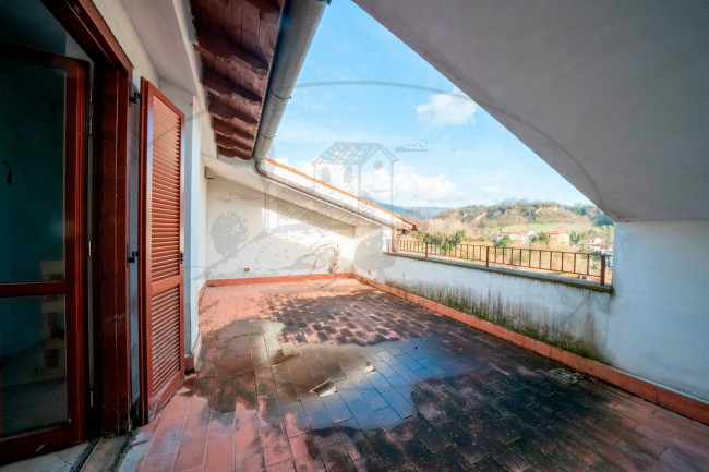 Appartamento in vendita a Reggello
