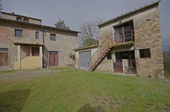 Rustico in vendita a Cavriglia