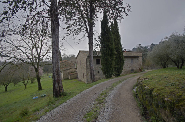 Rustico in vendita a Cavriglia