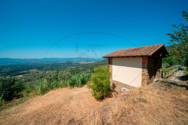 Casa colonica in vendita a Loro Ciuffenna