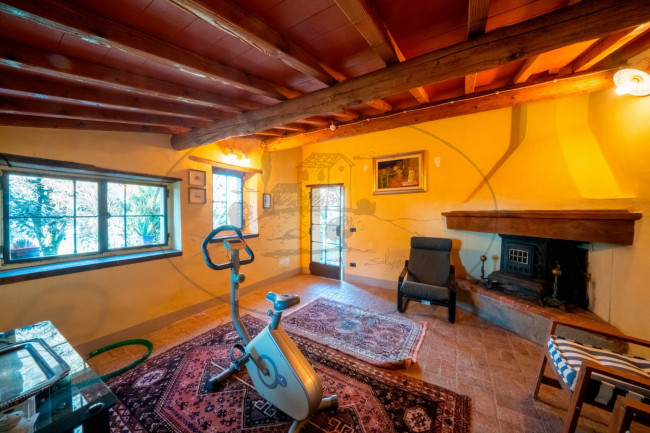 Casa colonica in vendita a Loro Ciuffenna
