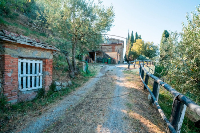 Casa colonica in vendita a Loro Ciuffenna