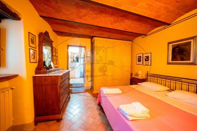 Casa colonica in vendita a Loro Ciuffenna