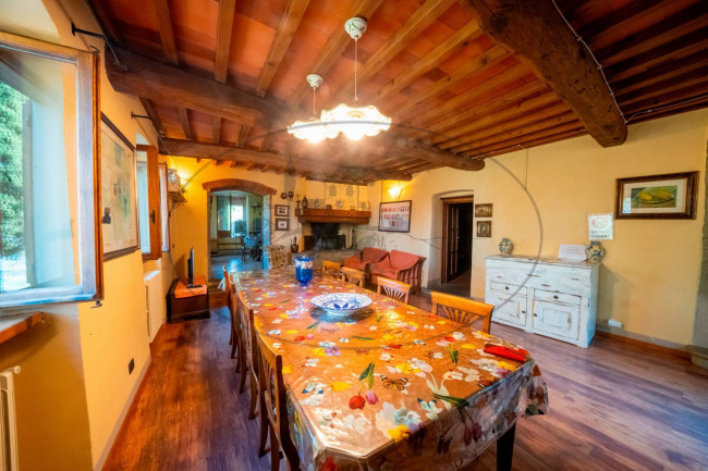 Casa colonica in vendita a Loro Ciuffenna