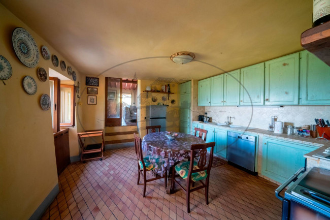 Casa colonica in vendita a Loro Ciuffenna