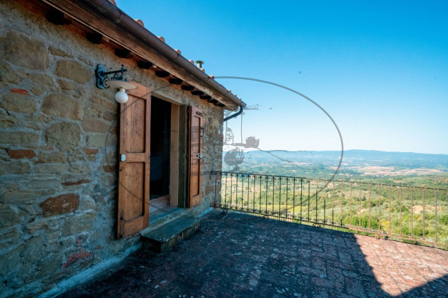 Casa colonica in vendita a Loro Ciuffenna