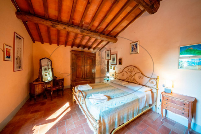 Casa colonica in vendita a Loro Ciuffenna