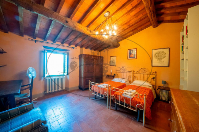 Casa colonica in vendita a Loro Ciuffenna