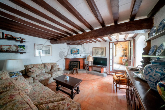 Casa colonica in vendita a Loro Ciuffenna