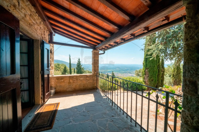 Casa colonica in vendita a Loro Ciuffenna
