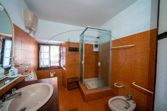 Casa colonica in vendita a Loro Ciuffenna