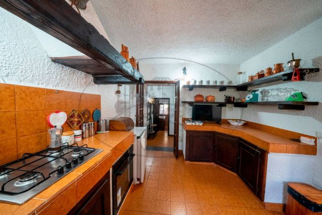 Casa colonica in vendita a Loro Ciuffenna