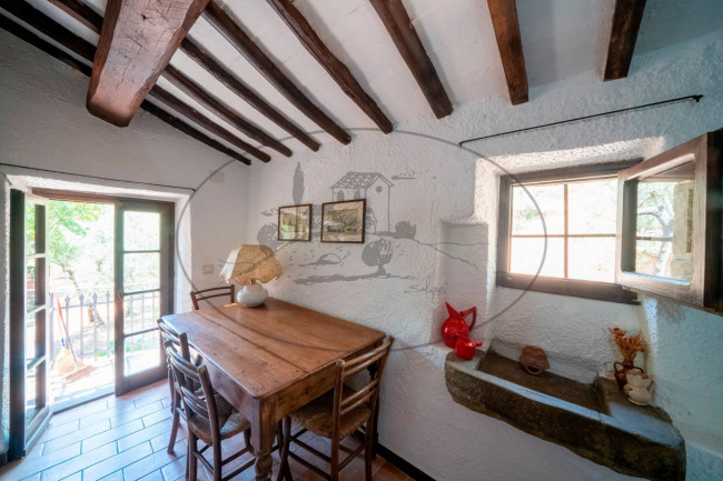 Casa colonica in vendita a Loro Ciuffenna