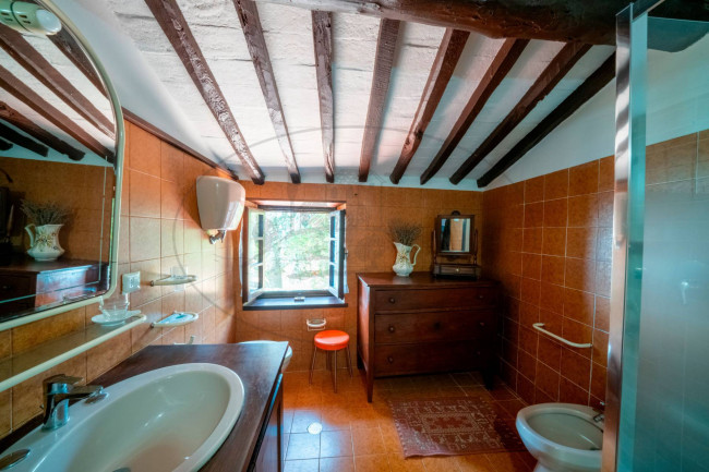 Casa colonica in vendita a Loro Ciuffenna