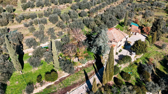 Casa colonica in vendita a Loro Ciuffenna