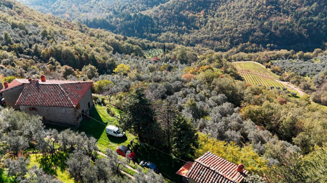 Casa colonica in vendita a Loro Ciuffenna