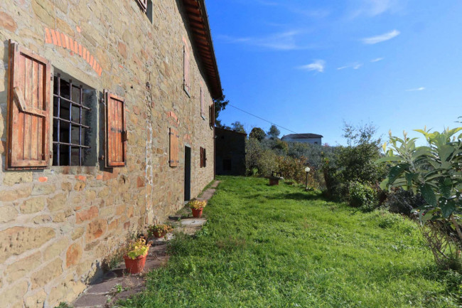 Casa colonica in vendita a Loro Ciuffenna