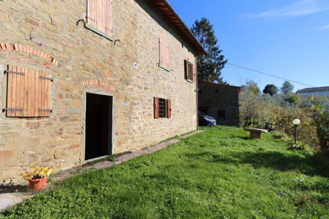 Casa colonica in vendita a Loro Ciuffenna