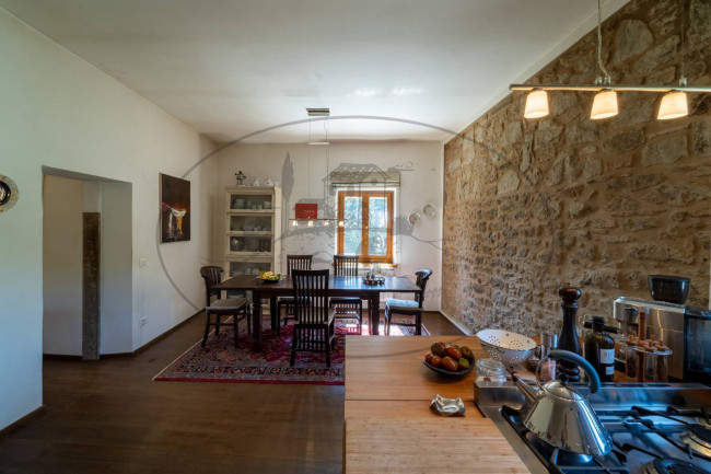 Casa colonica in vendita a Capolona