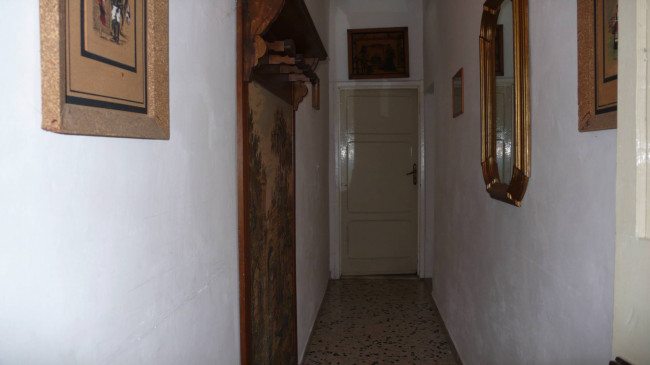 Casa colonica in vendita a San Giovanni Valdarno