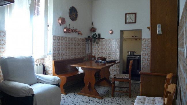 Casa colonica in vendita a San Giovanni Valdarno