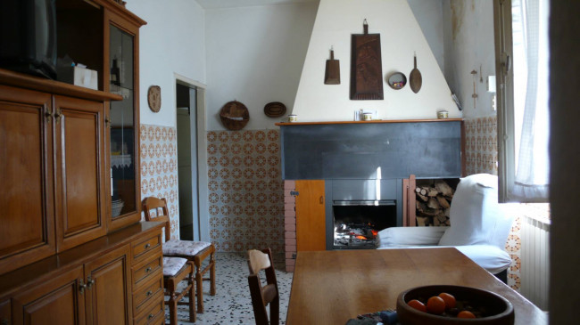 Casa colonica in vendita a San Giovanni Valdarno