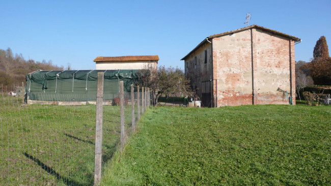 Casa colonica in vendita a San Giovanni Valdarno