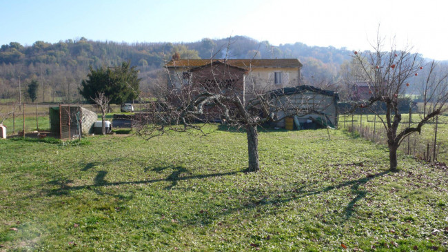 Casa colonica in vendita a San Giovanni Valdarno