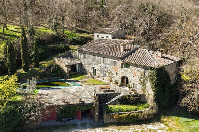 Cascina/Casale/Masseria in vendita a Figline e Incisa Valdarno