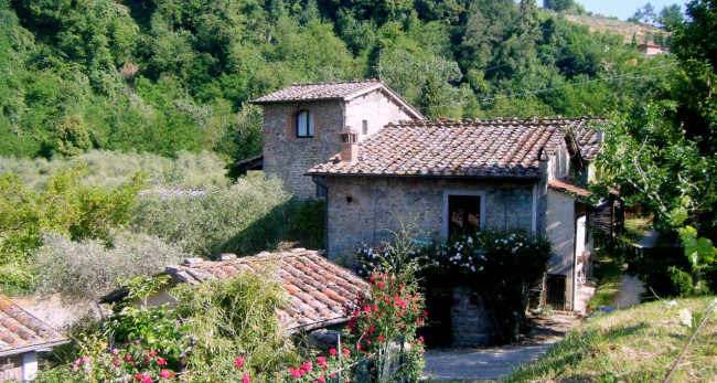 Casa colonica in vendita a Loro Ciuffenna