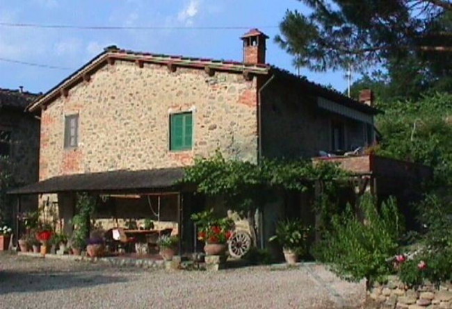 Casa colonica in vendita a Loro Ciuffenna
