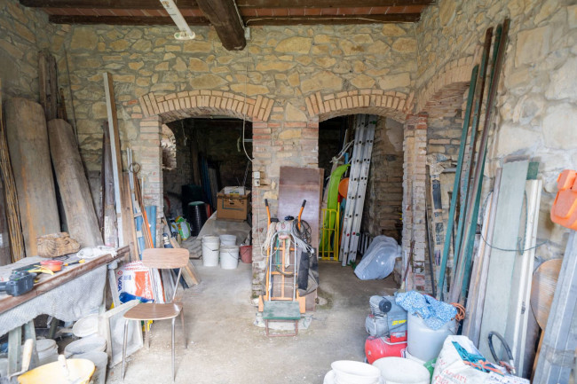 Casa colonica in vendita a Reggello