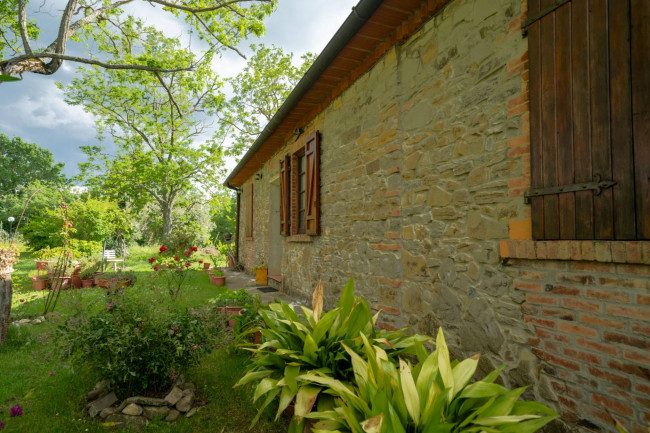 Casa colonica in vendita a Reggello