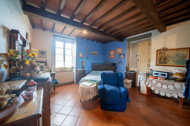 Casa colonica in vendita a Reggello