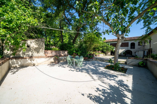 Casa colonica in vendita a Figline e Incisa Valdarno