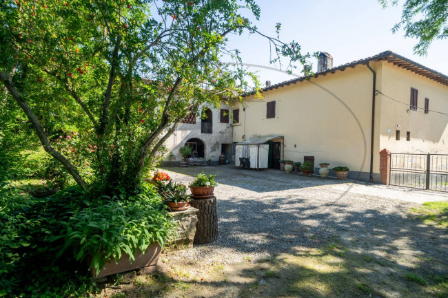 Casa colonica in vendita a Figline e Incisa Valdarno