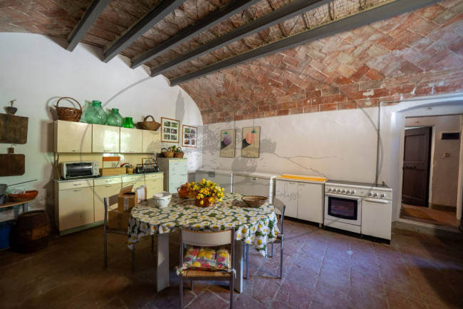 Casa colonica in vendita a Figline e Incisa Valdarno