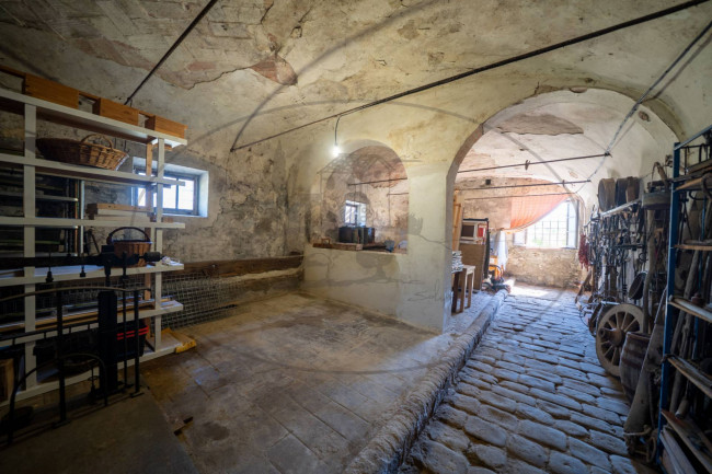 Casa colonica in vendita a Figline e Incisa Valdarno