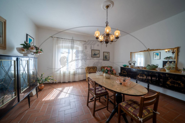 Casa colonica in vendita a Figline e Incisa Valdarno
