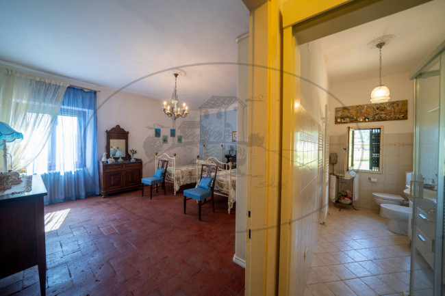 Casa colonica in vendita a Figline e Incisa Valdarno